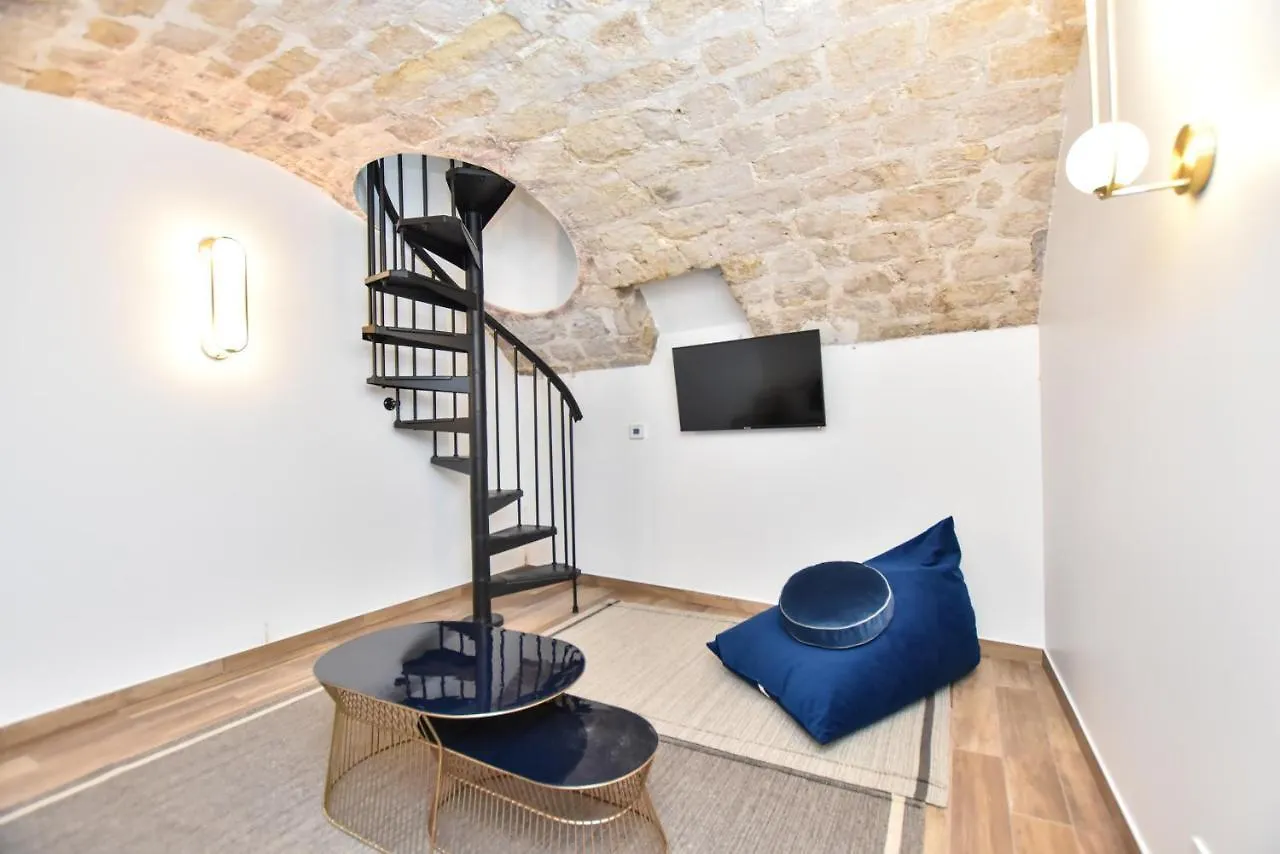 Apartament Cmg Saint-Georges/ Rodier Paryż